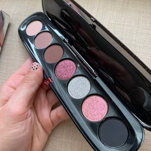 Marc Jacobs Beauty Eye-conic Eyeshadow Palette “Elec-Trick”!